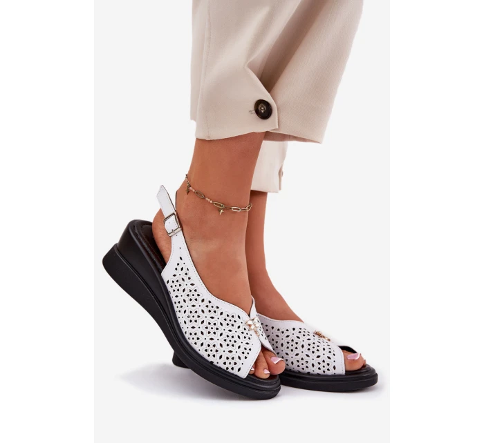 Skórzane Ażurowe Sandały Damskie Na Koturnie Vinceza 79529 Białe Skórzane Ażurowe Sandały Damskie Na Koturnie Vinceza 79529 Białe