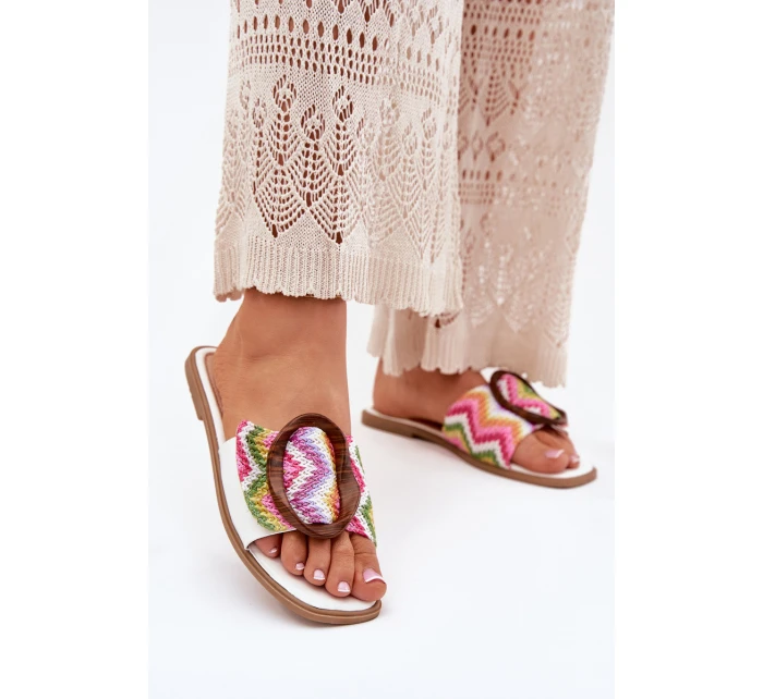 Klapki Damskie Płaskie Z Ozdobną Klamrą Białe Luwam Klapki Damskie Płaskie Z Ozdobną Klamrą Białe Luwam