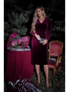 M889 Zamatové bodycon šaty - bordové