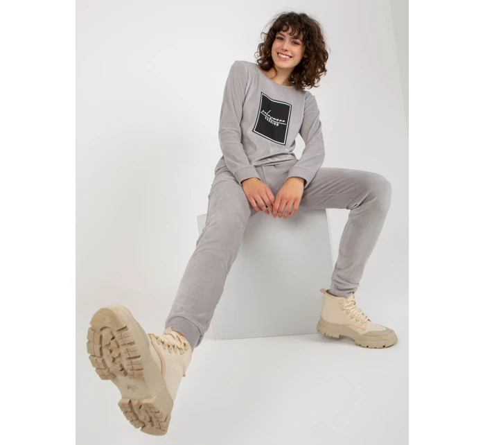 Súprava RV KMPL 8440.58P svetlo šedá