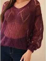 Dámský svetr z 80 % z mohairu model 22358339 s výstřihem do V švestková - K-Fashion Dámský svetr z 80 % z mohairu model 22358339 s výstřihem do V švestková - K-Fashion