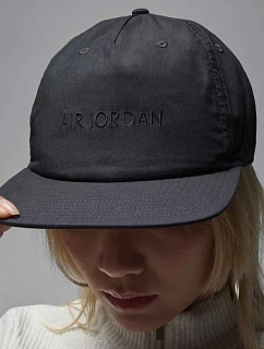 Čiapka Air Jordan Pro Adjustable Unstructured Hat Black – HQ9231-045