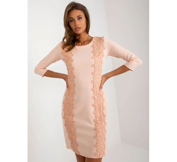 Sukienka LK SK model 18547510 brzoskwiniowy - FPrice