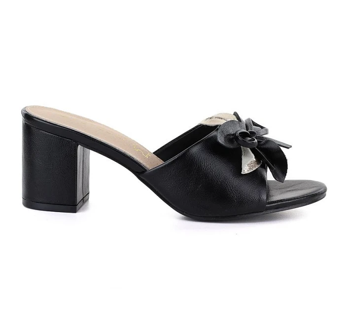 Dámské žabky na s květinou černé model 22116428 - Potocki