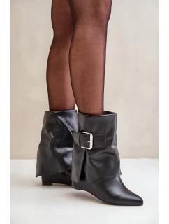 Botki Na Koturnie Z Wywiniętą Cholewką I Klamrą Czarne Vortinia