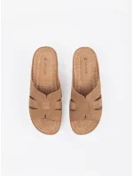 Pěkné dámské nazouváky hnědé na klínku Pěkné dámské nazouváky hnědé na klínku