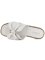 Dámske ploché žabky s mašľou biele eVento 5479