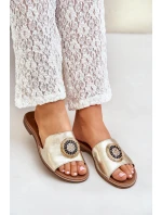 Kožené sandály s ozdobou na plochém podpatku Zazoo model 21682450 zlaté - Boto Kožené sandály s ozdobou na plochém podpatku Zazoo model 21682450 zlaté - Boto