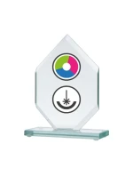 Sklenená trofej s farebnou potlačou LuxorJet, gravírovaním a atramentovou výplňou