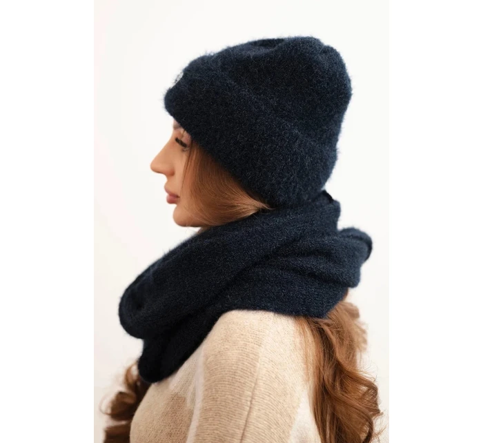 Dámsky mäkký pletený set čiapky a šálu modrý Dámsky mäkký pletený set čiapky a šálu modrý