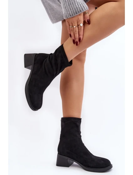 Topánky na podpätku model 189840 Krok vo veľkom štýle