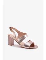 Sandále na podpätku model 212909 Krok vo veľkom štýle Sandále na podpätku model 212909 Krok vo veľkom štýle