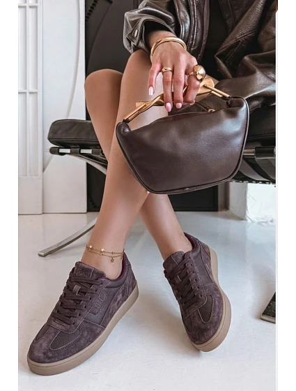 Dámské kožené semišové tenisky model 22044801 čokoládové - VINCEZA
