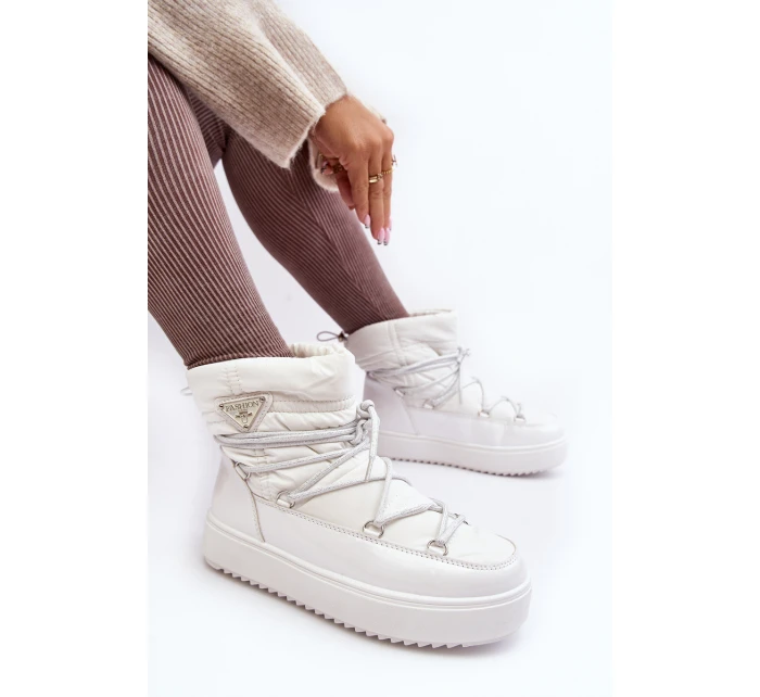 Dámské sněhule na platformě s vázáním bílé model 21641618 - Boto Dámské sněhule na platformě s vázáním bílé model 21641618 - Boto