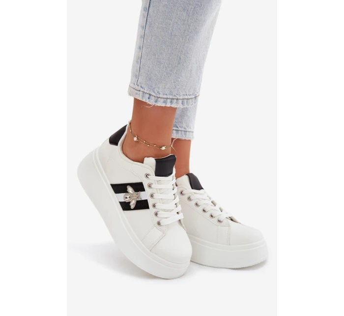 Dámské tenisky na platformě s bílým přívěskem model 21918936 - Boto