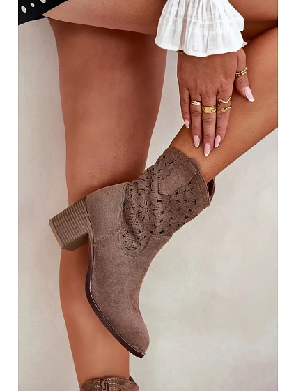 Boty na podpatku model 21099096 hnědé Step in style - S.Barski