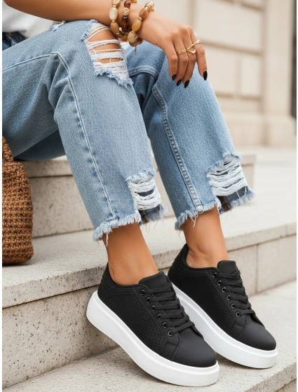 Dámske čierne tenisky FashionStreet ZY1371