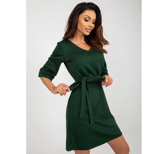 Dámské šaty LK SK model 19361525 tmavě zelená - Lakerta Dámské šaty LK SK model 19361525 tmavě zelená - Lakerta