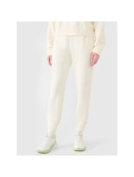 Dámské tepláky typu jogger model 21433196 - 4F Dámské tepláky typu jogger model 21433196 - 4F