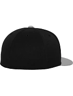 6 panelová kšiltovka Premium 210 Fitted black/grey model 22482479 - Flexfit 6 panelová kšiltovka Premium 210 Fitted black/grey model 22482479 - Flexfit