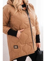 Dámská zimní bunda Plus Size prošívaná s kapucí camelová