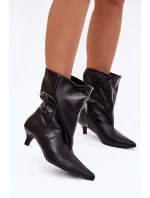 Topánky na podpätku model 221935 Krok vo veľkom štýle