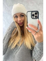 Tenká čepice Oliwia model 18750361 ecru - K-Fashion