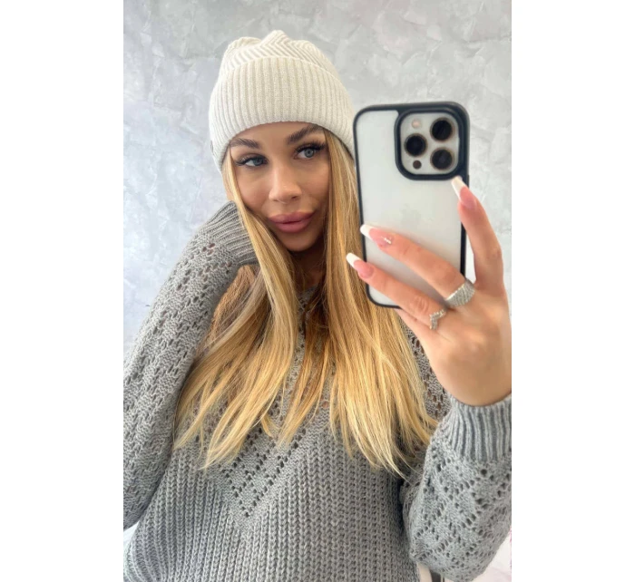 Tenká čepice Oliwia model 18750361 ecru - K-Fashion