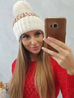 Dámská čepice s bambulí Ellen model 18751767 ecru - K-Fashion