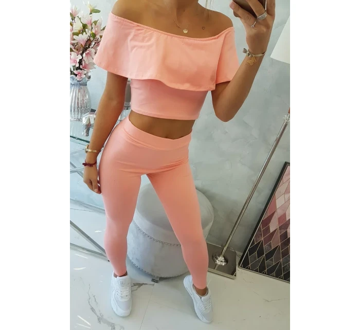 Sada s volánom marhuľa Sada s volánom marhuľa