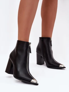 Topánky na podpätku model 217180 Krok vo veľkom štýle