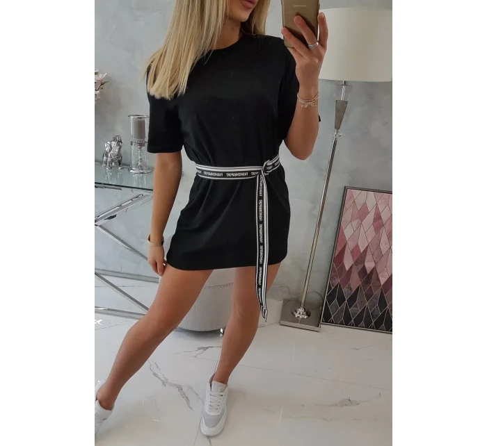 Šaty s ozdobným páskem černé Šaty s ozdobným páskem černé