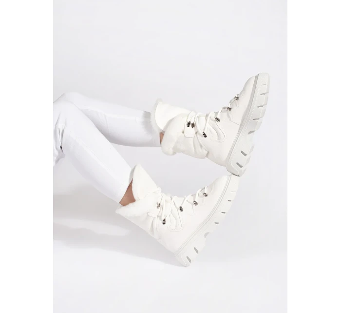 Módne biele dámske snežnice na platforme Módne biele dámske snežnice na platforme