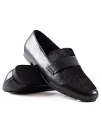 Originálne poltopánky dámske čierne na plochom podpätku Originálne poltopánky dámske čierne na plochom podpätku