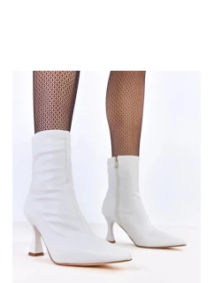 Boty na podpatku  model 218541 Solea