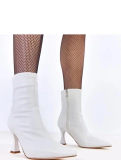 Boty na podpatku  model 218541 Solea