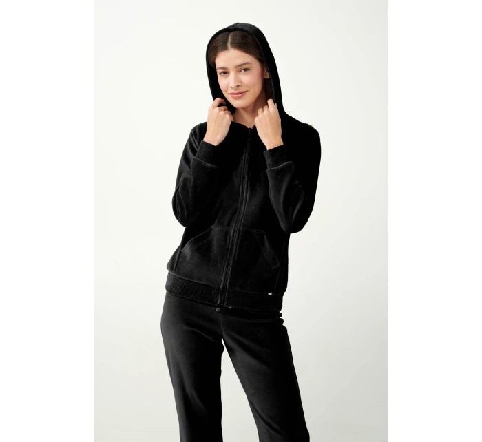 Vamp - Zamatová tepláková súprava na zips s kapucňou 21140 - Vamp Vamp - Zamatová tepláková súprava na zips s kapucňou 21140 - Vamp