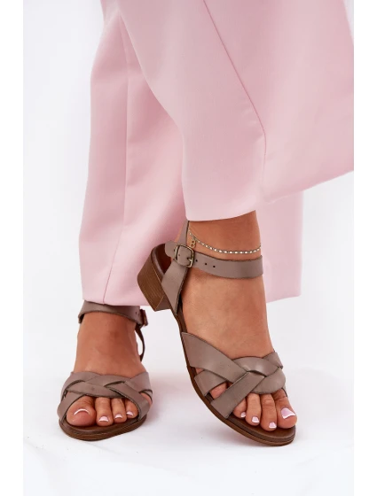 Skórzane Sandały Na Delikatnym Obcasie Zazoo 40372 Ciemnobeżowe