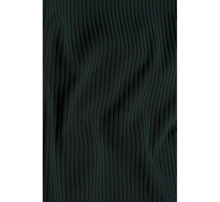 M542 Pletené šaty s rolákom - zelené