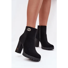 Zateplené dámské kotníkové boty na podpatku s ozdobným detailem černé model 21707396 - Boto Zateplené dámské kotníkové boty na podpatku s ozdobným detailem černé model 21707396 - Boto