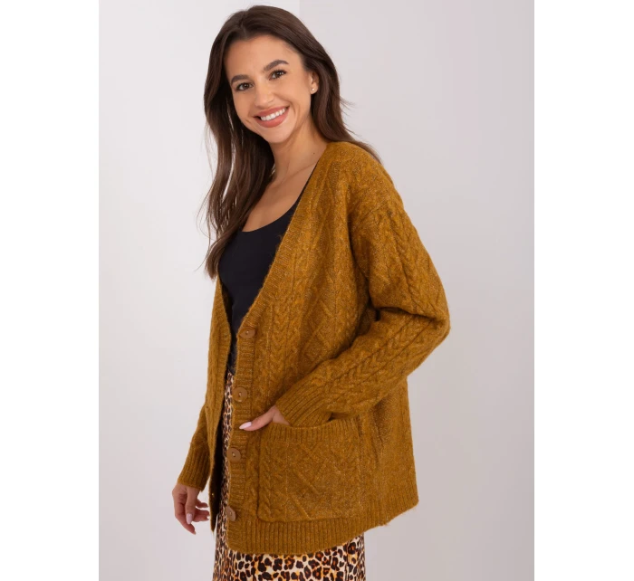 Sweter AT SW model 18970032 ciemny żółty - FPrice Sweter AT SW model 18970032 ciemny żółty - FPrice