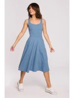 B218 Priliehavé šaty bez rukávov - modré