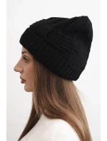 Dámska akrylová zimná čiapka s ozdobným úpletom K462 čierna