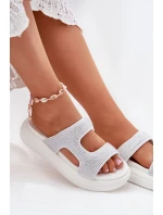 Zdobené Dámské Pantofle Na Platformě Bílé model 21699284 - Boto Zdobené Dámské Pantofle Na Platformě Bílé model 21699284 - Boto
