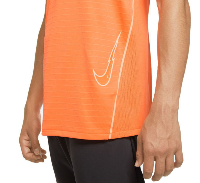 Pánske tréningové tričko Dry Mercurial Strike M CK5603-803 - Nike