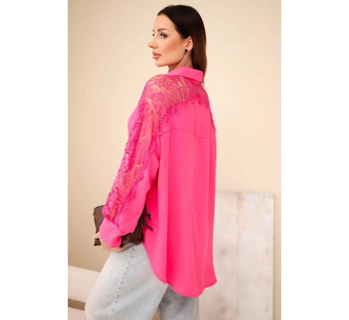 Dámske viskózové tričko s čipkovanými rukávmi a golierom ružovej farby