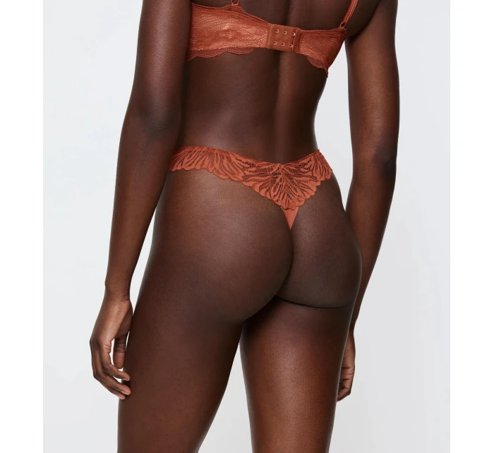 Pretty Micro String - UNKNOWN - TRIUMPH UNKNOWN - TRIUMPH