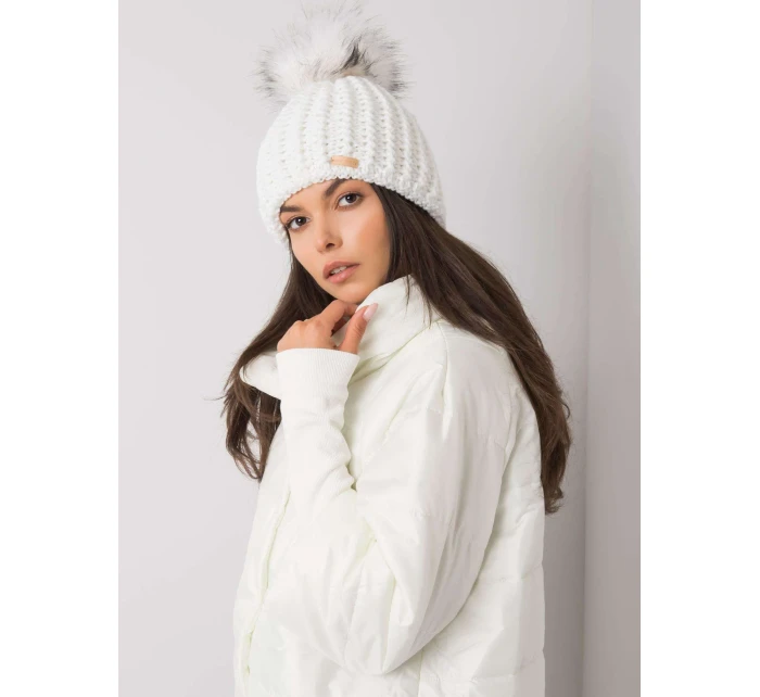 Dámska čiapka 17 biela