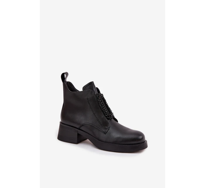 Kožené dámské kotníkové boty na klínu s ozdobou D a model 21718420 Černé - D&A