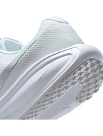 Pánske bežecké topánky Nike Revolution 8 HJ9198-100 Pánske bežecké topánky Nike Revolution 8 HJ9198-100